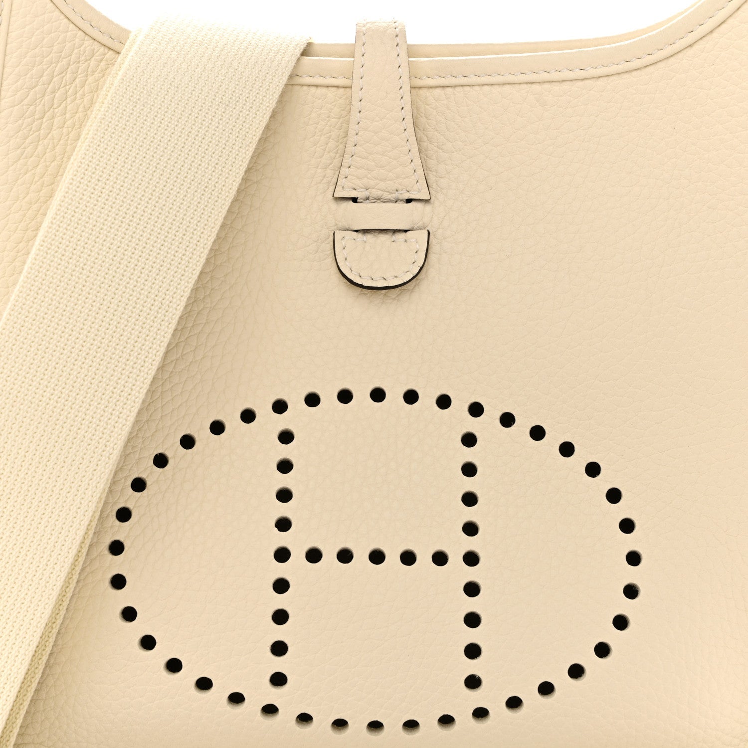 エルメス トリオンル Clemence エヴリーン 23 ポシェ III クリーム (代金引換)