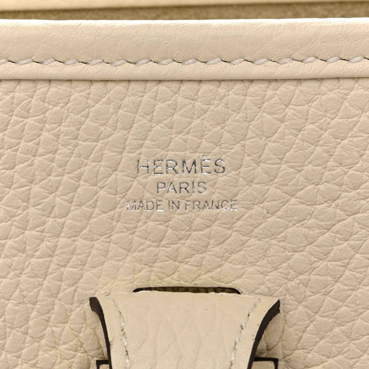 エルメス トリオンル Clemence エヴリーン 23 ポシェ III クリーム (代金引換)
